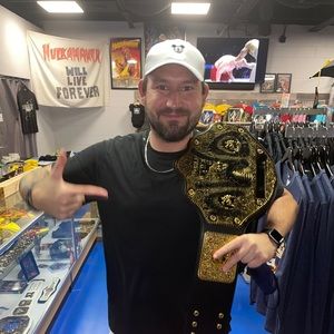 Meet your Posher, Mike